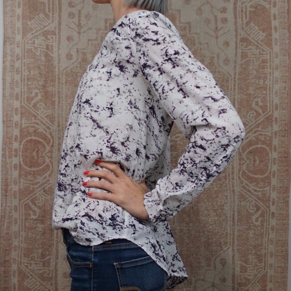 Marble Patterned Blouse - image 5
